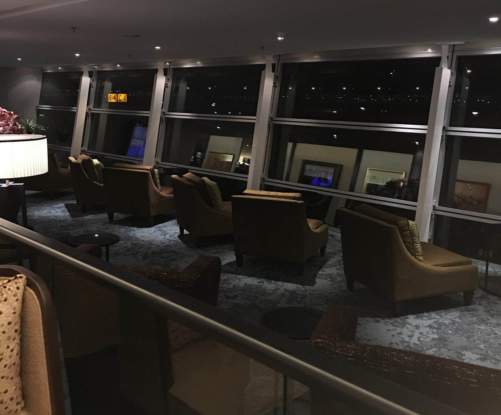 Malaysia Airlines Golden Lounge KLIA: Who Gets In and What’s Inside